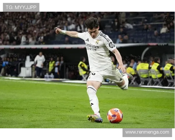 阿隆索执教皇马或将革新传统阵型 聚焦阿诺德加盟新战术布局