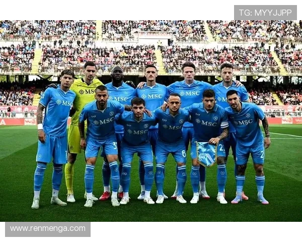 那不勒斯半场领先卡利亚里 波利塔诺助攻麦克托米奈精彩破门